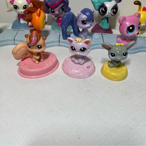 LITTLEST PET SHOP lot. McDonald’s. Plus Two other sets. - Picture 3 of 9